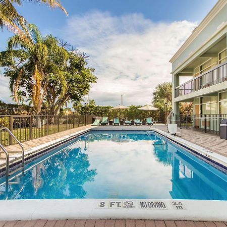 Quality Inn Boca Raton University Area מראה חיצוני תמונה
