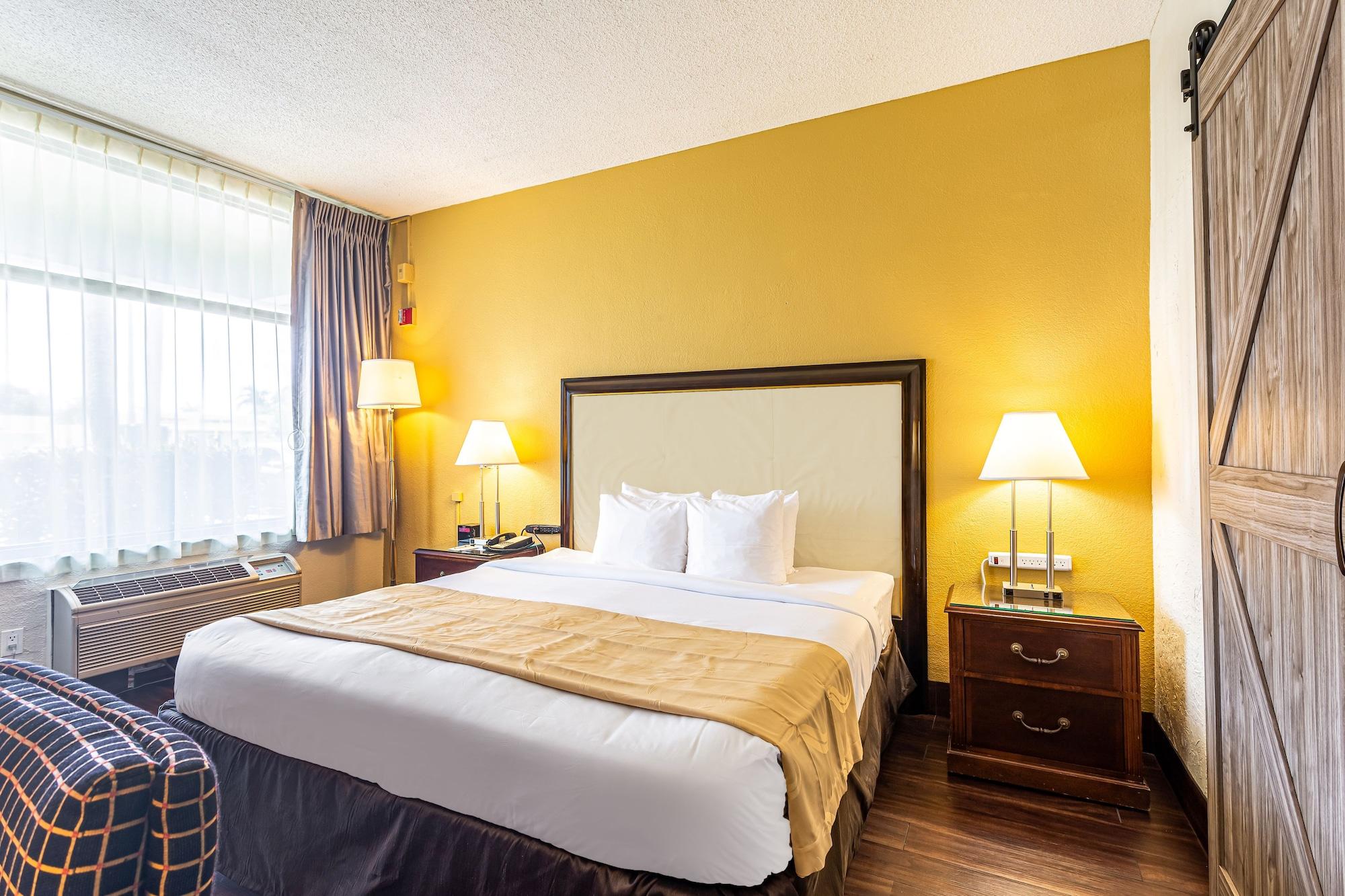 Quality Inn Boca Raton University Area מראה חיצוני תמונה