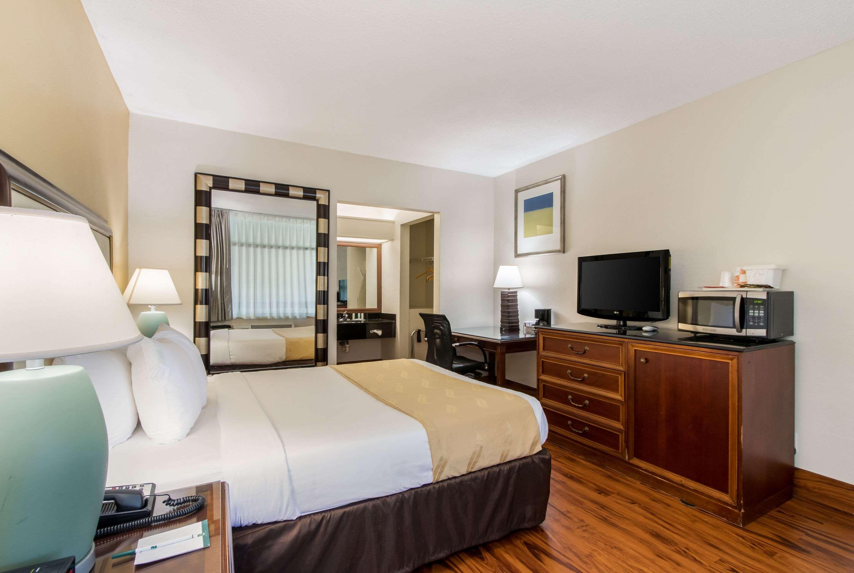 Quality Inn Boca Raton University Area מראה חיצוני תמונה