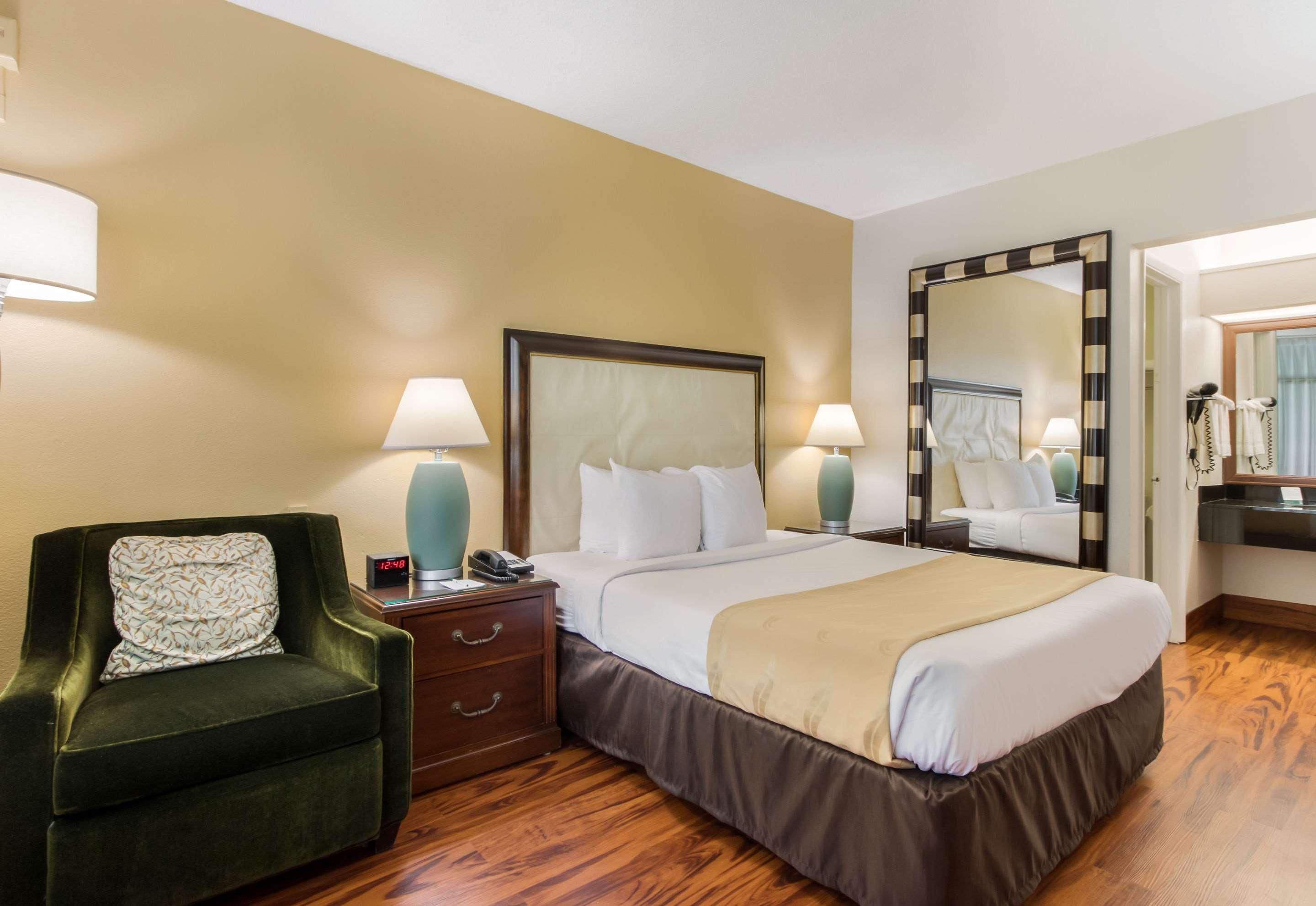 Quality Inn Boca Raton University Area מראה חיצוני תמונה