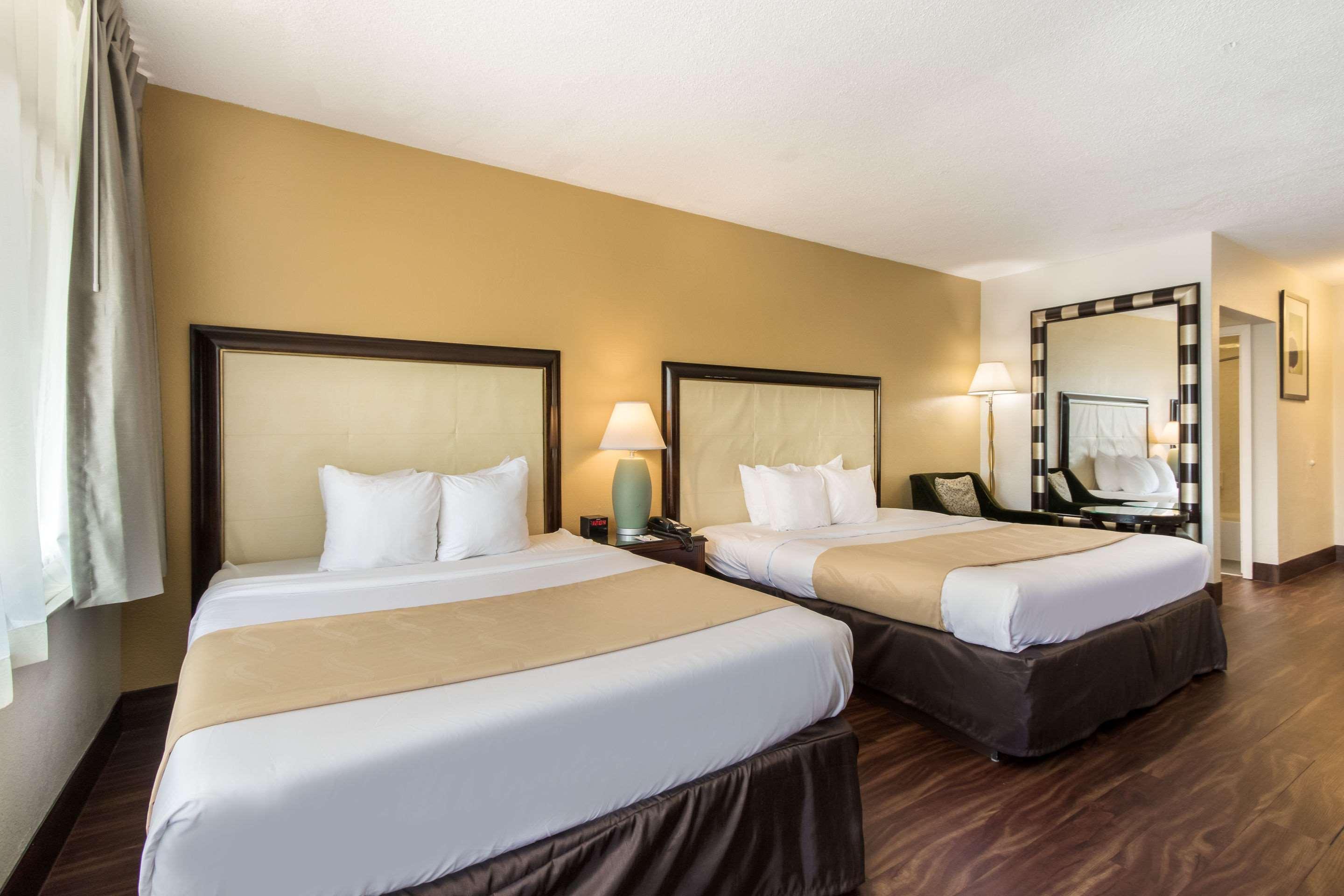 Quality Inn Boca Raton University Area מראה חיצוני תמונה