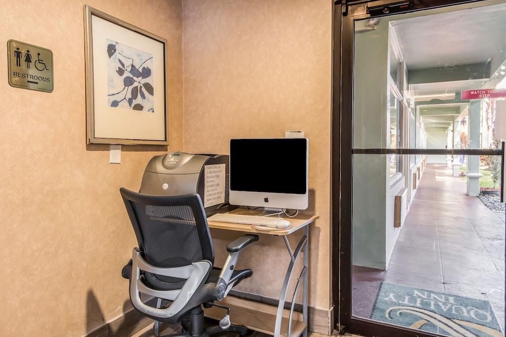 Quality Inn Boca Raton University Area מראה חיצוני תמונה