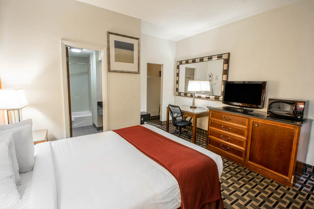 Quality Inn Boca Raton University Area מראה חיצוני תמונה