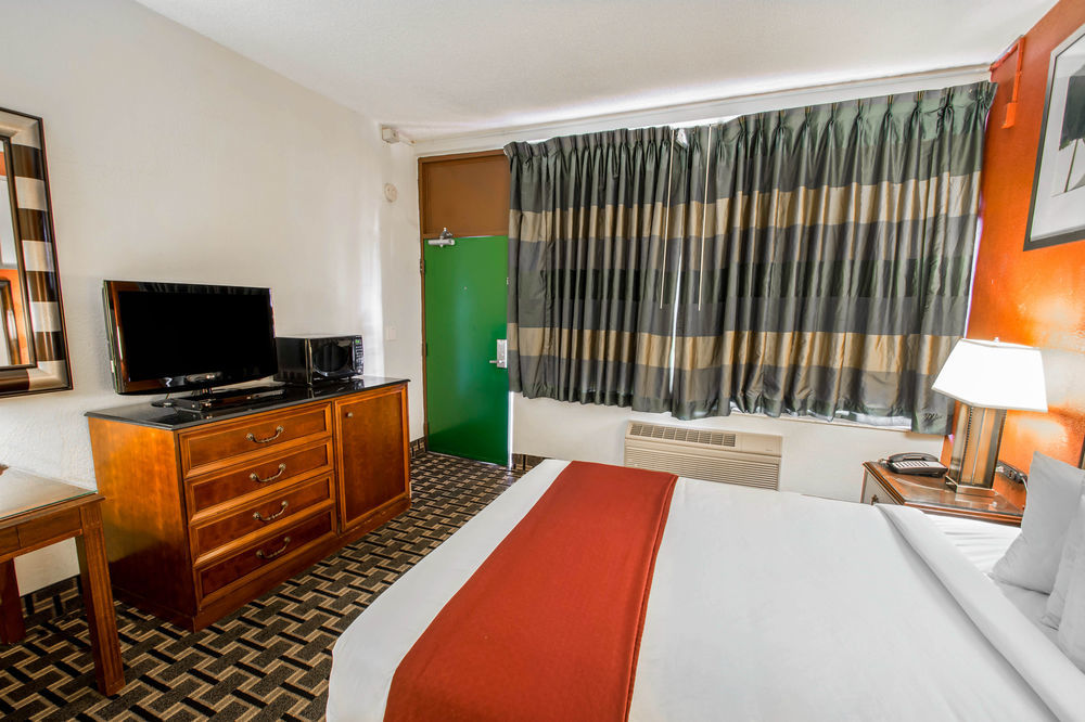 Quality Inn Boca Raton University Area מראה חיצוני תמונה